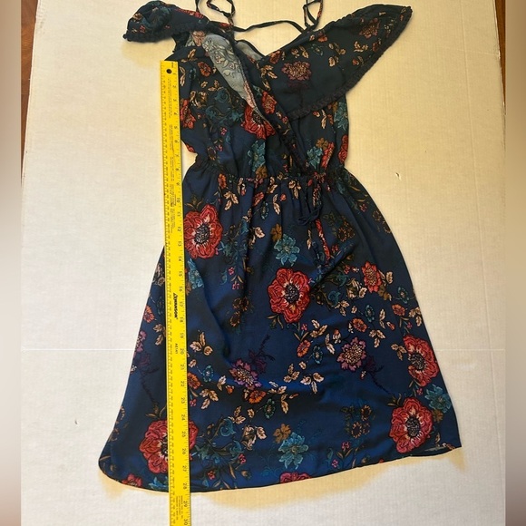 Xhilaration Blue Floral Mini Dress Casual off shoulder sundress Sz-S. W19 - Picture 9 of 9